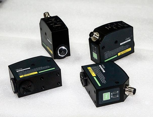 Reflection-Type Color Web Guide Sensor 1 (2)